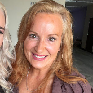 Meet your Posher, Leda